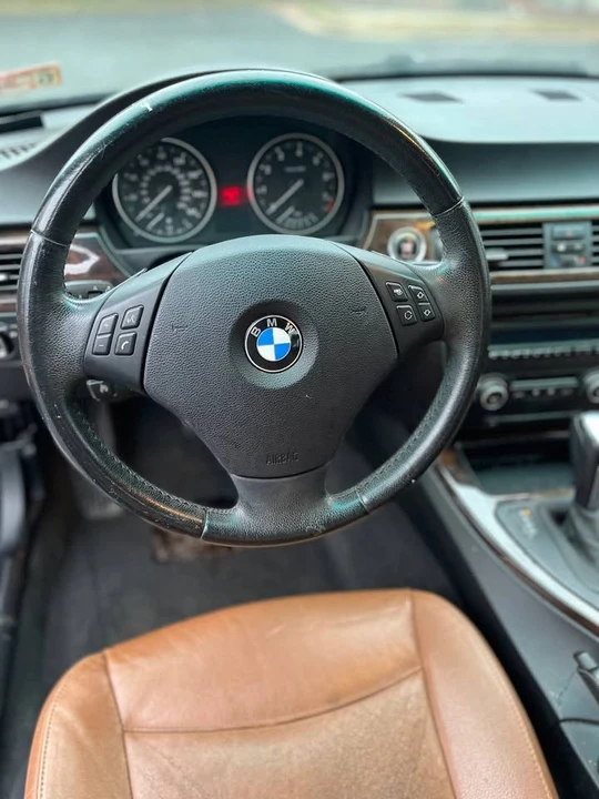 2009 BMW E90 3 Series Sedan - Image 8 of 12