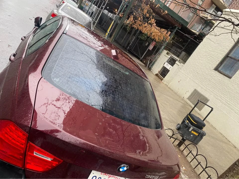 2009 BMW 3 Series - Image 4 of 4