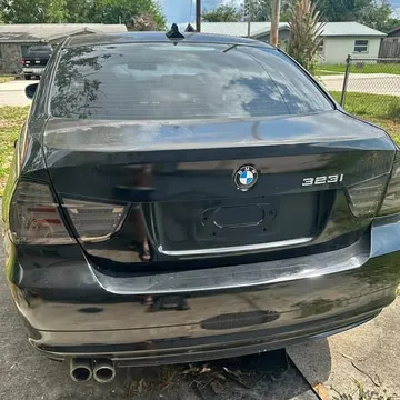 2009 BMW 323i