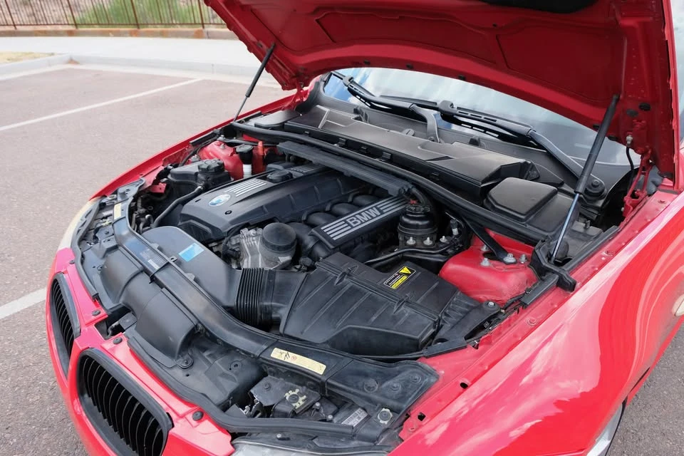 2009 BMW E90 3 Series Sedan - Image 19 of 20