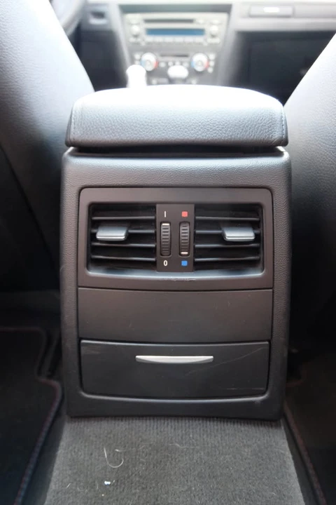 2009 BMW E90 3 Series Sedan - Image 18 of 20