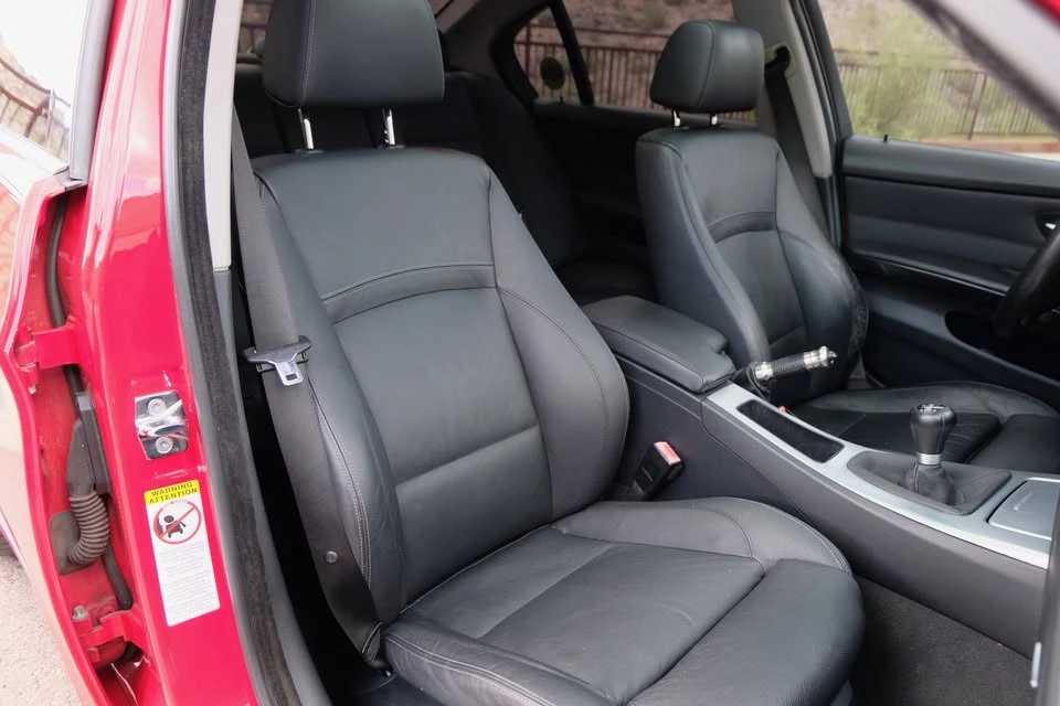 2009 BMW E90 3 Series Sedan - Image 14 of 20