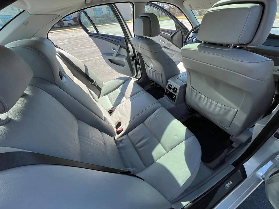 2009 BMW E60 5 Series Sedan - Image 8 of 16