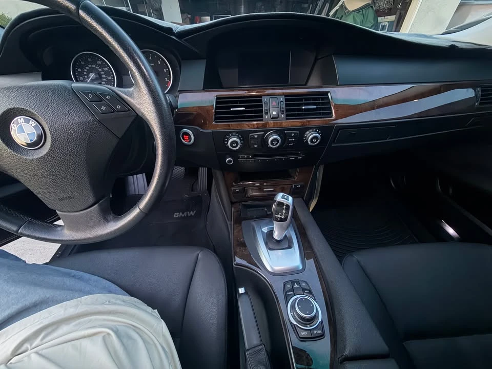 2009 BMW E60 5 Series Sedan - Image 3 of 5
