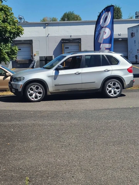 2009 BMW E70 X5 4.8i & xDrive50i - Image 2 of 13