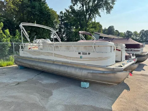 2009 Bentley 243 Cruze Pontoon
