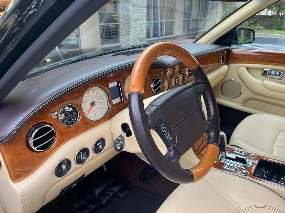 2009 Bentley Arnage Final Series - Image 16 of 20