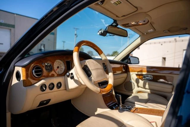 2009 Bentley Arnage R & RL - Image 2 of 17