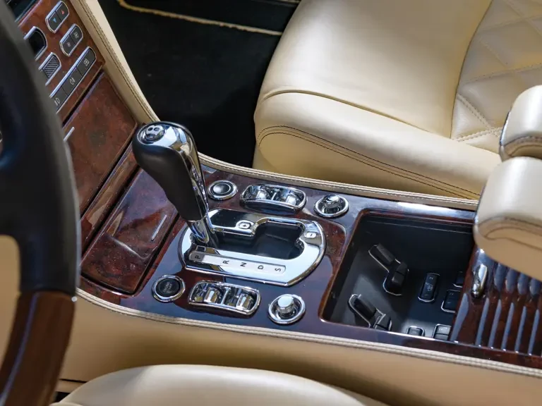 2009 Bentley Arnage Final Series - Image 12 of 21