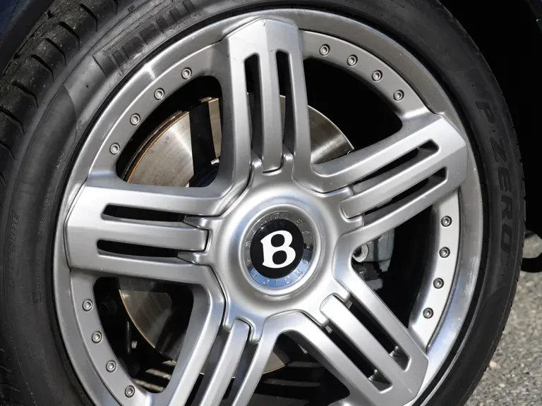 2009 Bentley Arnage Final Series - Image 18 of 21