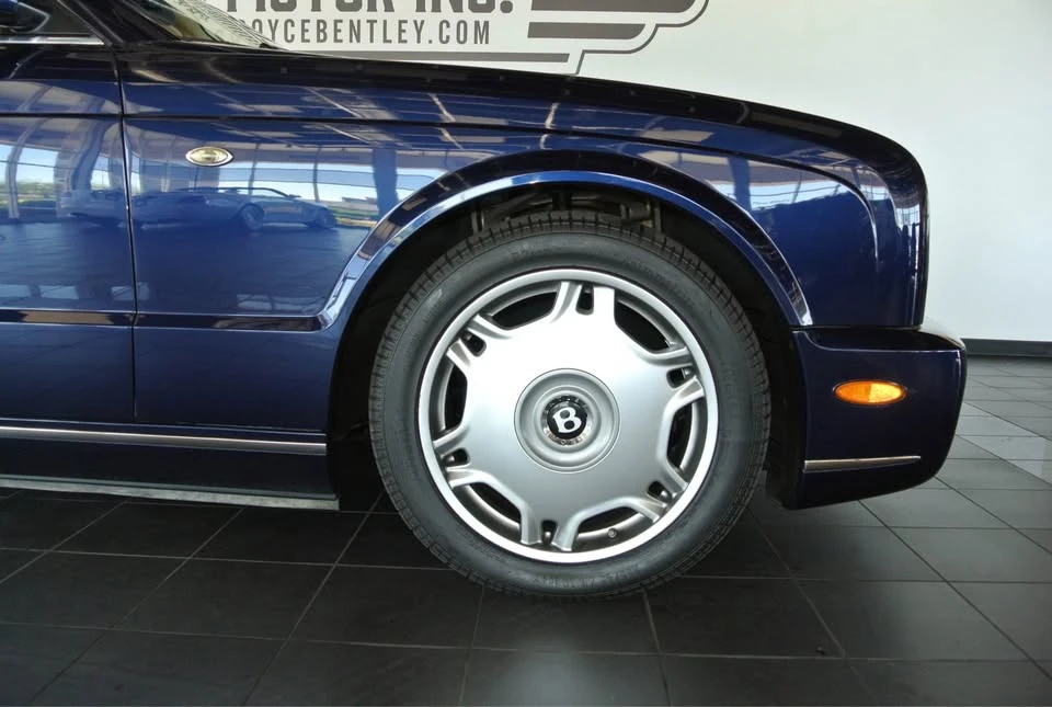 2009 Bentley Azure 2nd Gen - Image 8 of 20
