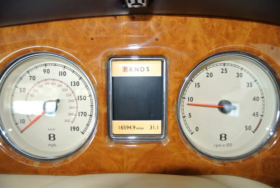 2009 Bentley Azure 2nd Gen - Image 17 of 20