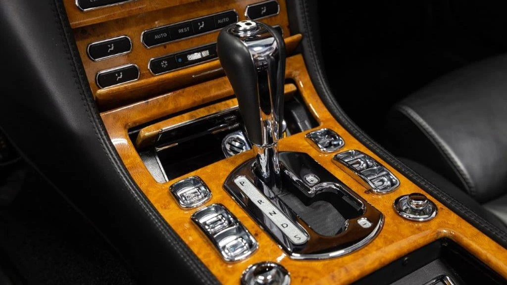 2009 Bentley Azure 2nd Gen - Image 28 of 31