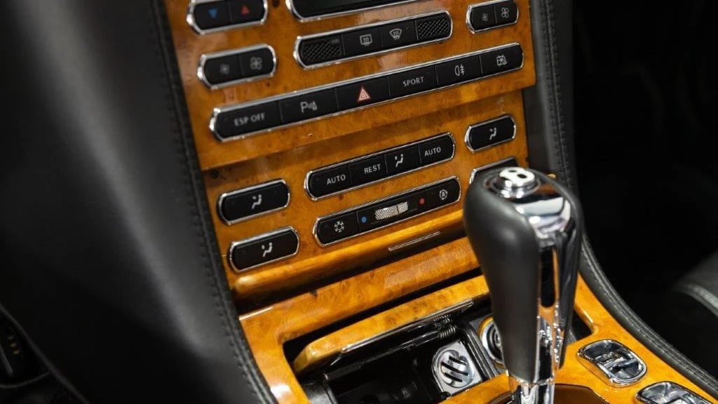 2009 Bentley Azure 2nd Gen - Image 30 of 31