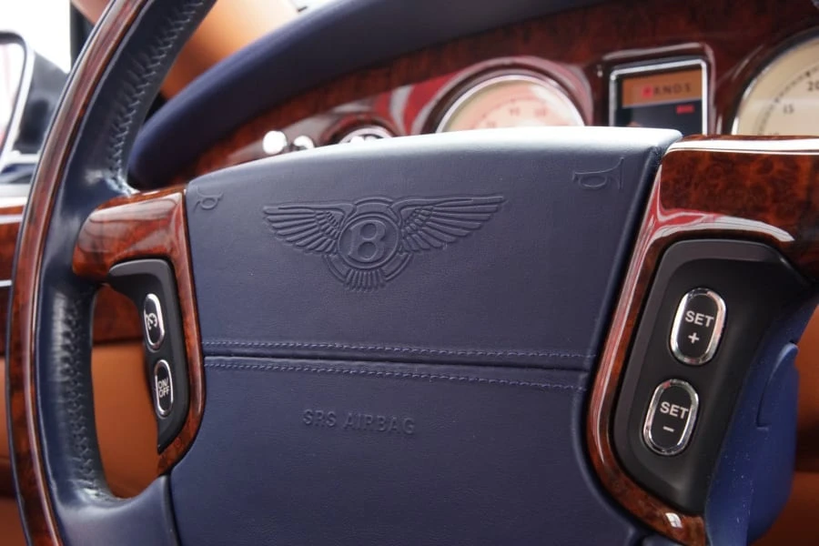 2009 Bentley Azure 2nd Gen - Image 4 of 10