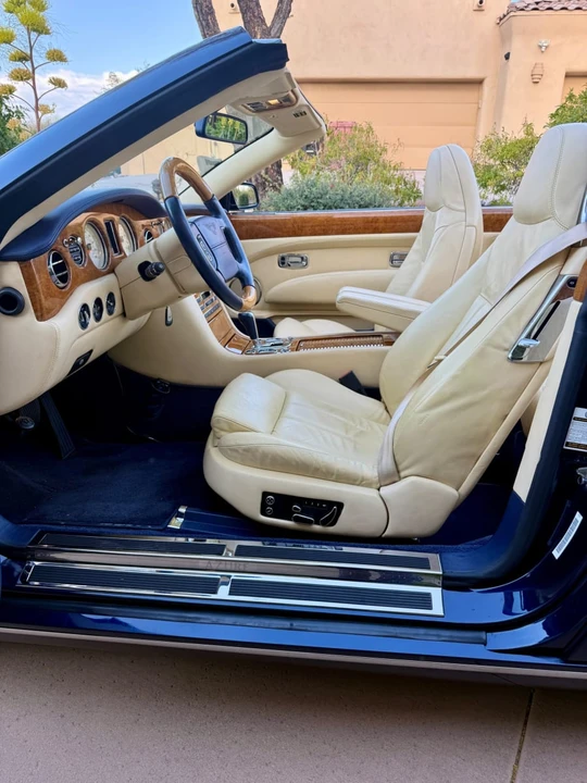 2009 Bentley Azure 2nd Gen - Image 5 of 10