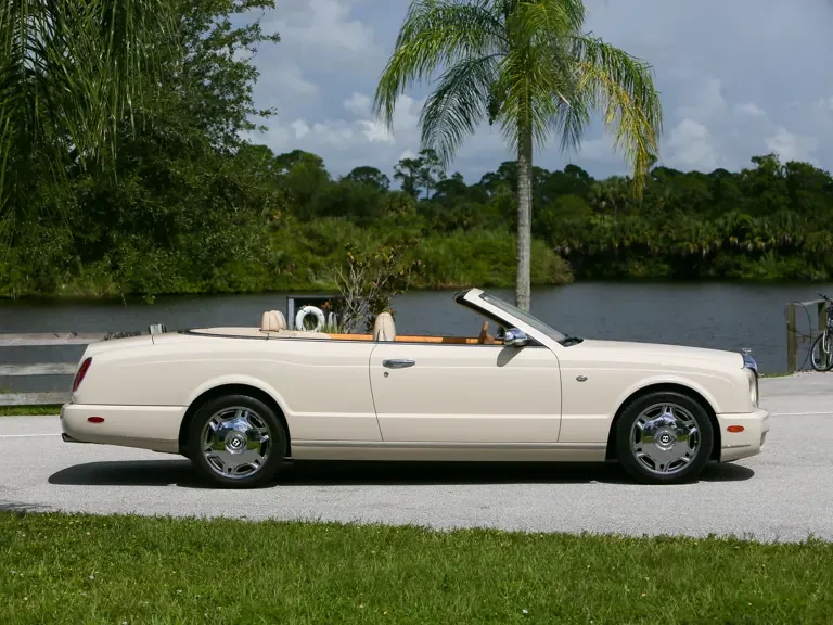 2009 Bentley Azure 2nd Gen - Image 10 of 31