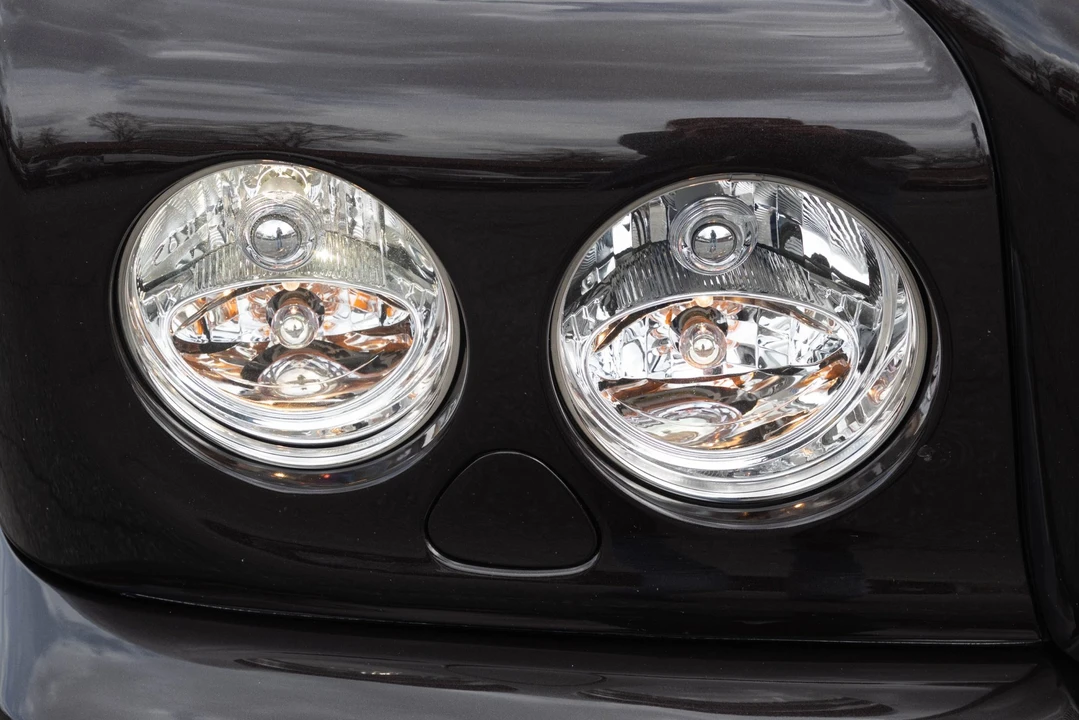 2009 Bentley Azure 2nd Gen - Image 25 of 31