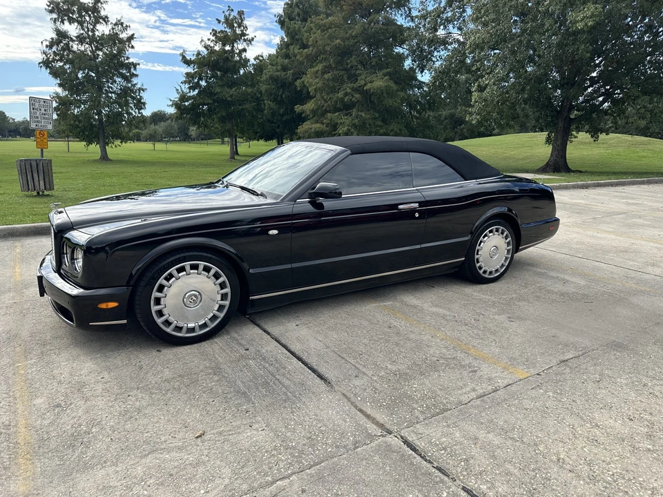 2009 Bentley Azure 2nd Gen - Image 2 of 31
