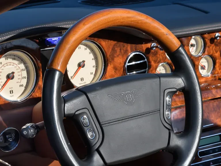 2009 Bentley Azure 2nd Gen - Image 9 of 21