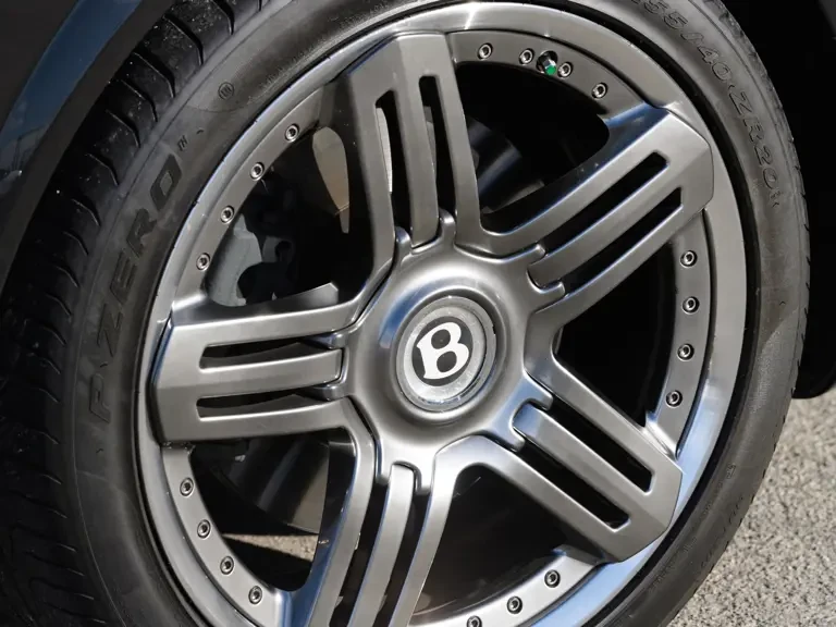 2009 Bentley Azure 2nd Gen - Image 18 of 31