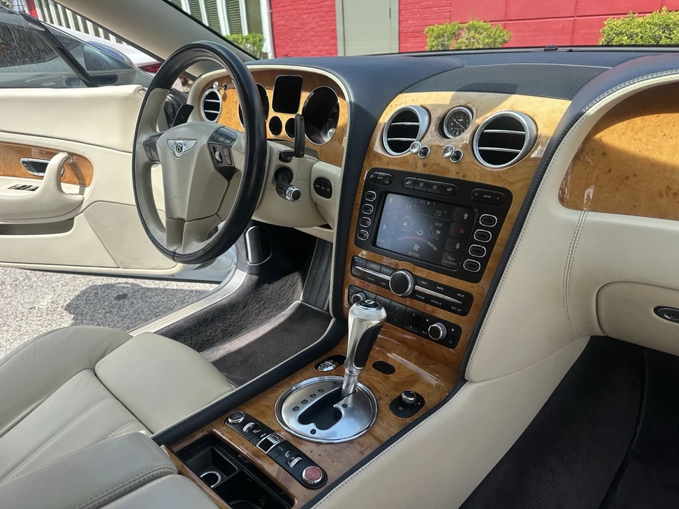 2009 Bentley Continental Flying Spur - Image 24 of 31
