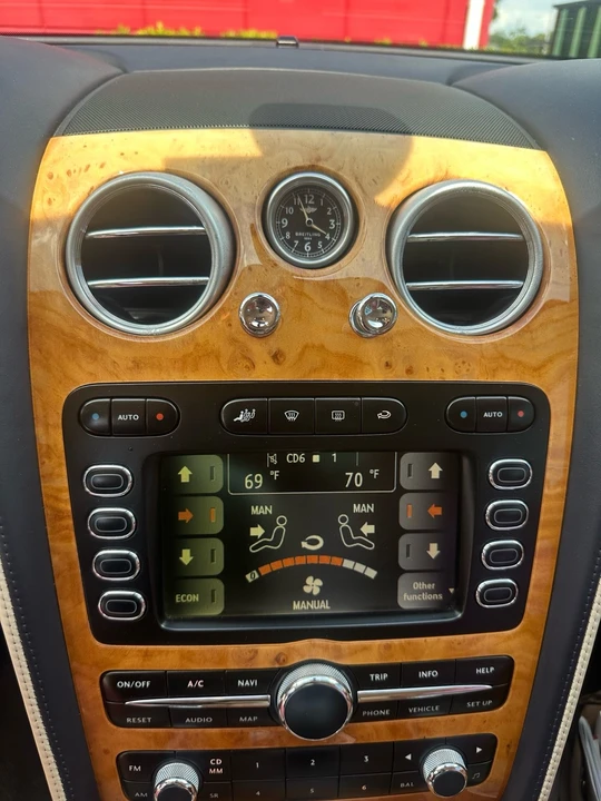 2009 Bentley Continental Flying Spur - Image 19 of 31