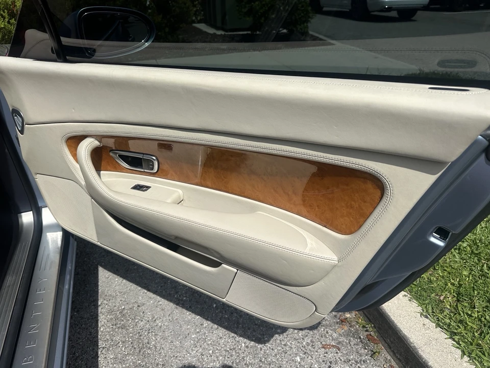 2009 Bentley Continental Flying Spur - Image 25 of 31