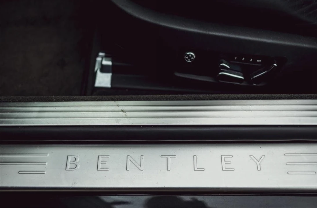 2009 Bentley Continental GTC - Image 10 of 11