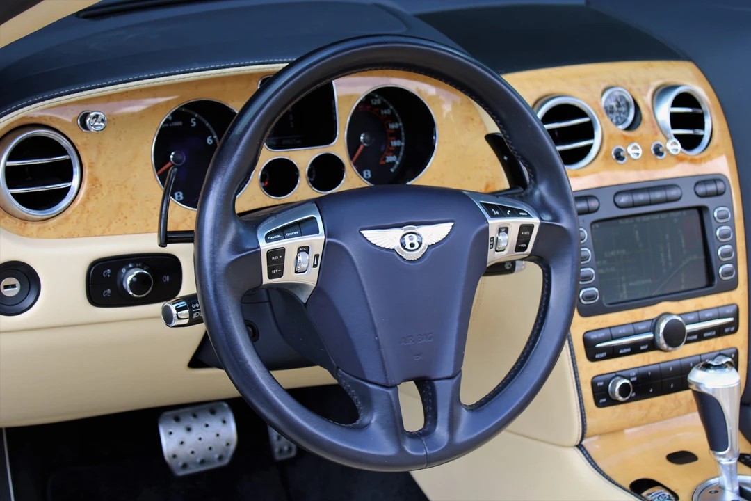 2009 Bentley Continental GTC - Image 27 of 31