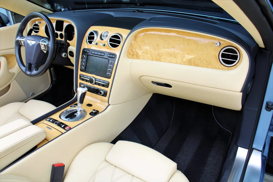 2009 Bentley Continental GTC - Image 24 of 31