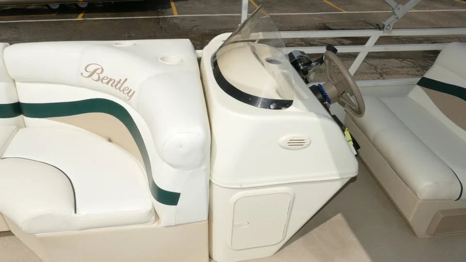 2009 Bentley - Image 11 of 20