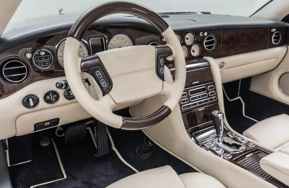 2009 Bentley Azure 2nd Gen - Image 7 of 13