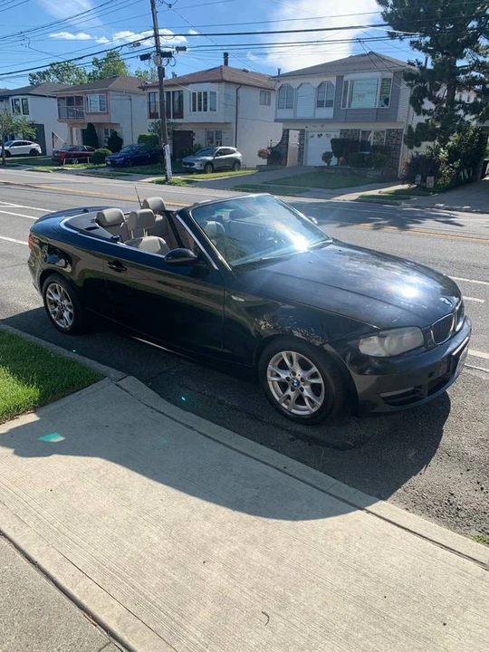 2009 BMW E81/E82/E88 1 Series - Image 3 of 17