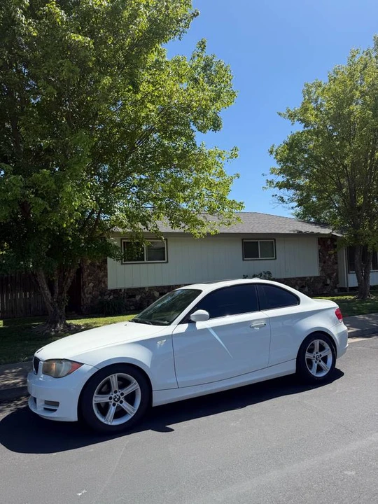 2009 BMW E81/E82/E88 1 Series - Image 3 of 16