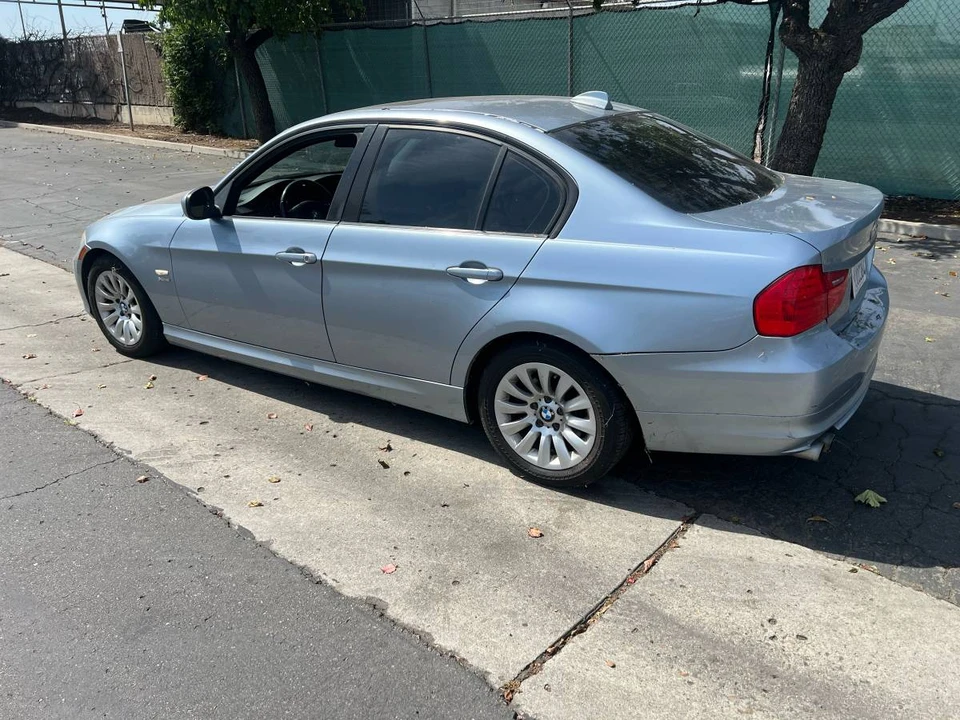 2009 BMW E90 3 Series Sedan - Image 4 of 7