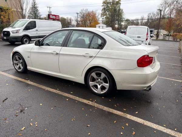 2009 BMW E90 3 Series Sedan - Image 7 of 10