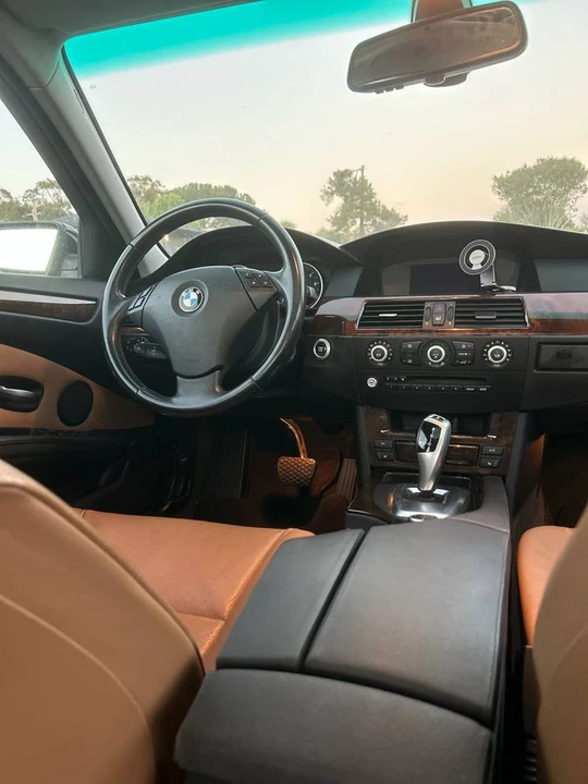 2009 BMW E60 5 Series Sedan - Image 10 of 14