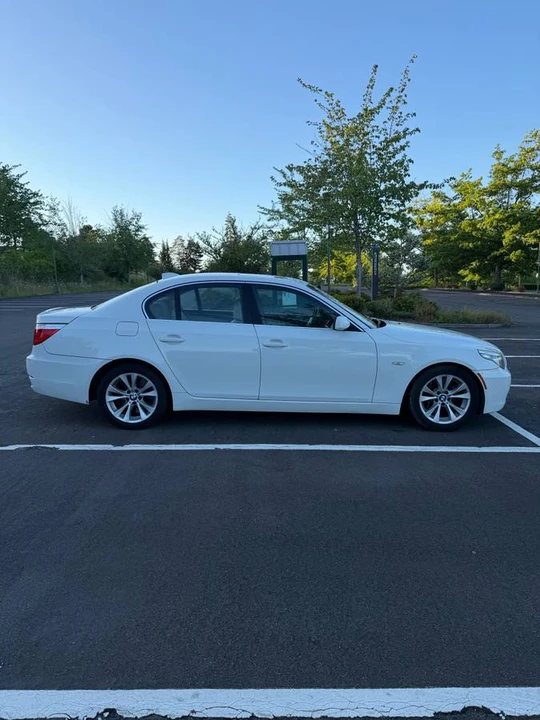 2009 BMW E60 5 Series Sedan - Image 6 of 19