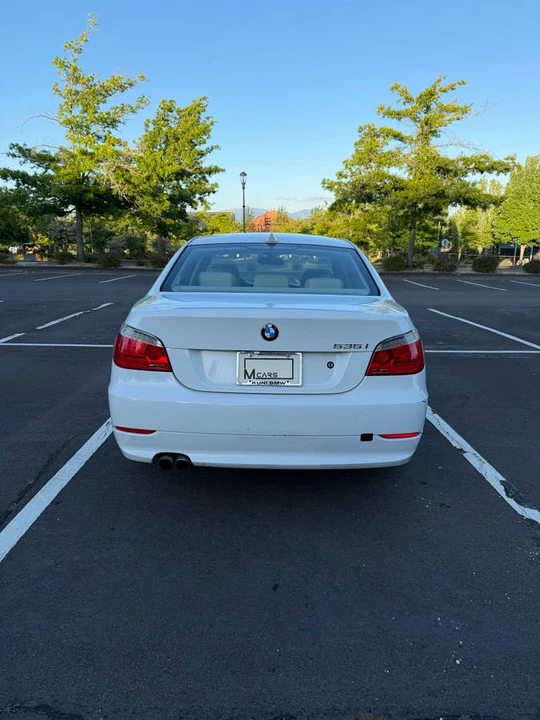 2009 BMW E60 5 Series Sedan - Image 4 of 19