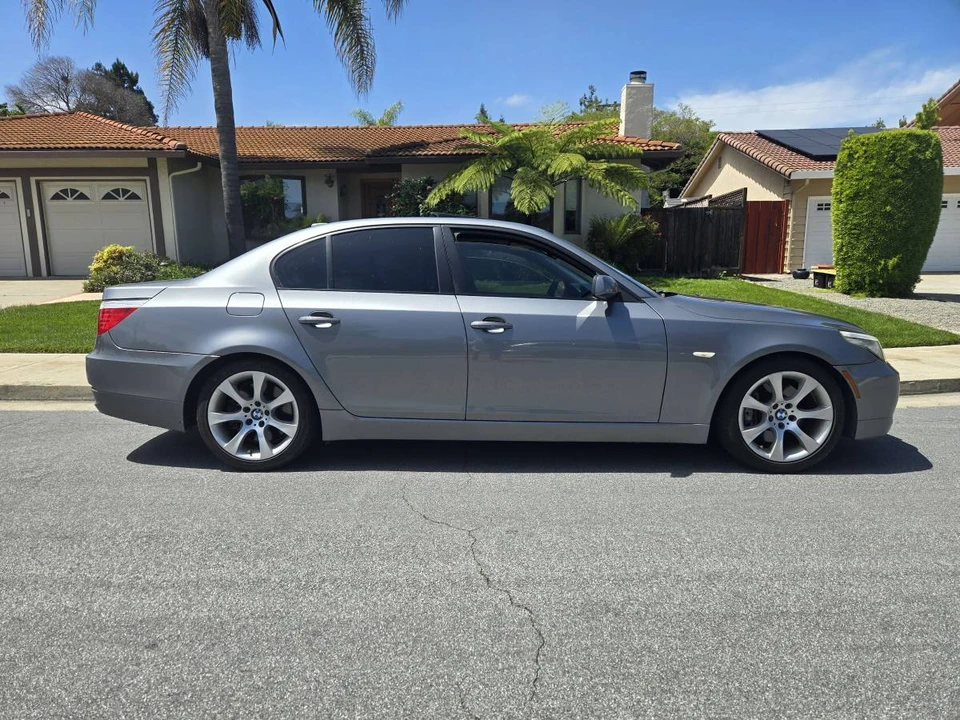 2009 BMW E60 5 Series Sedan - Image 3 of 21