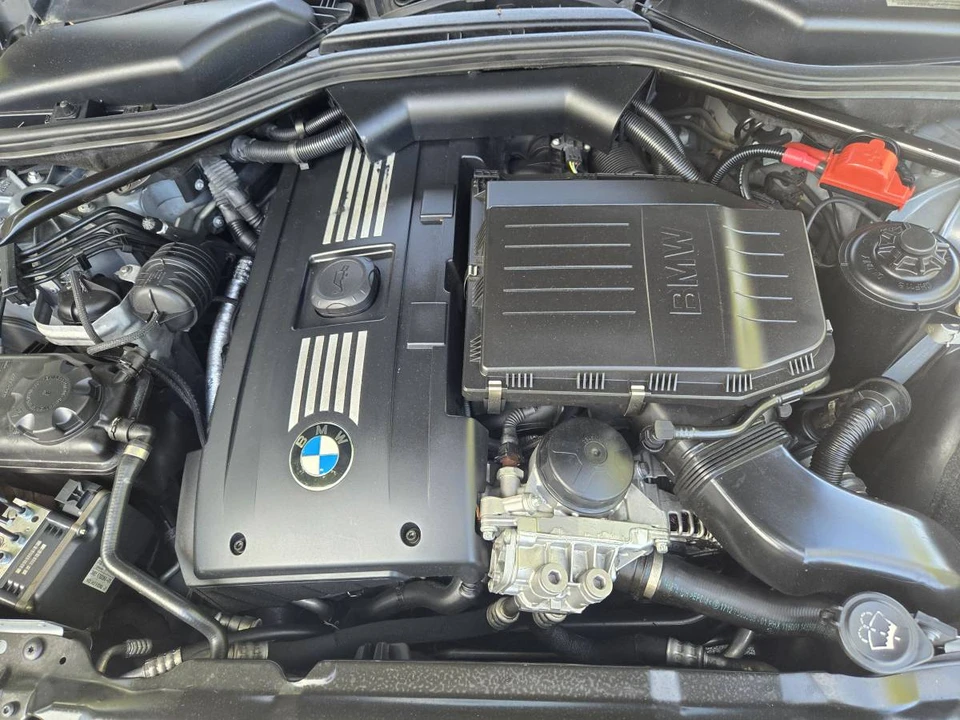 2009 BMW E60 5 Series Sedan - Image 16 of 21