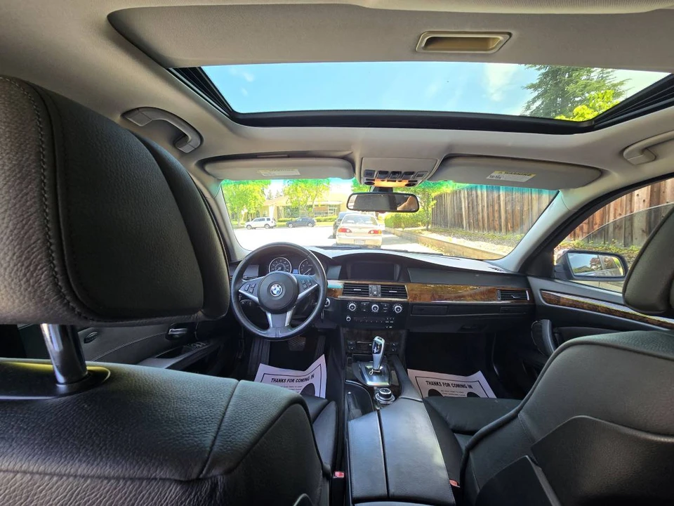 2009 BMW E60 5 Series Sedan - Image 12 of 21