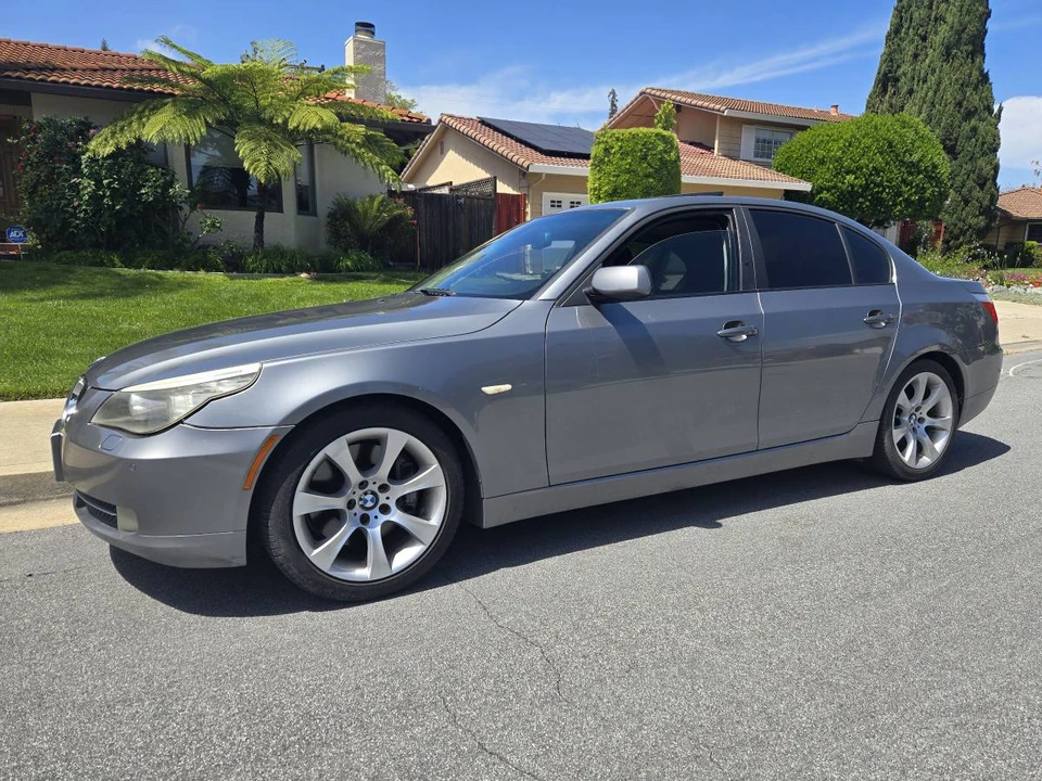 2009 BMW E60 5 Series Sedan - Image 6 of 21