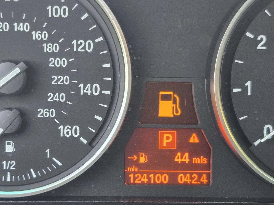 2009 BMW E60 5 Series Sedan - Image 13 of 21