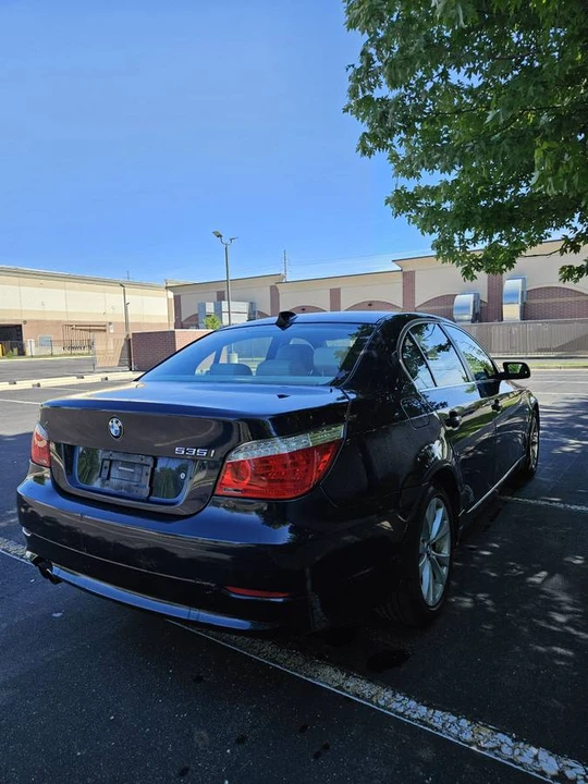 2009 BMW E60 5 Series Sedan - Image 4 of 9