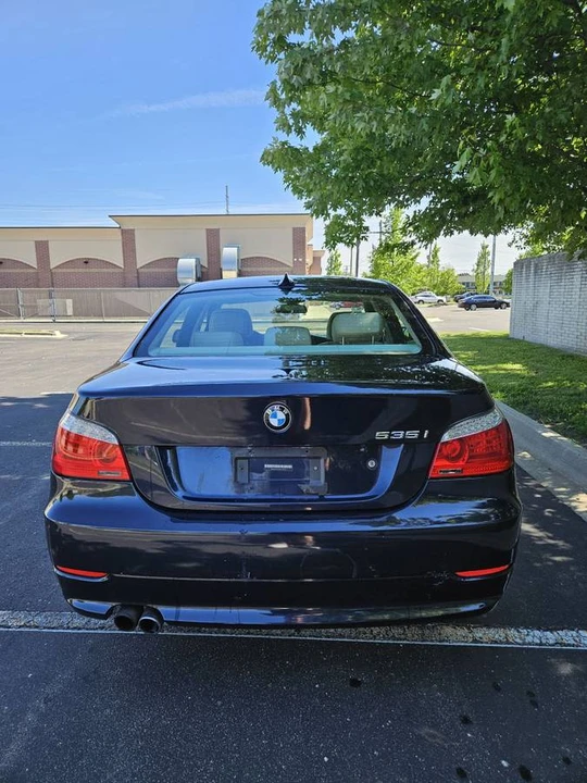 2009 BMW E60 5 Series Sedan - Image 5 of 9