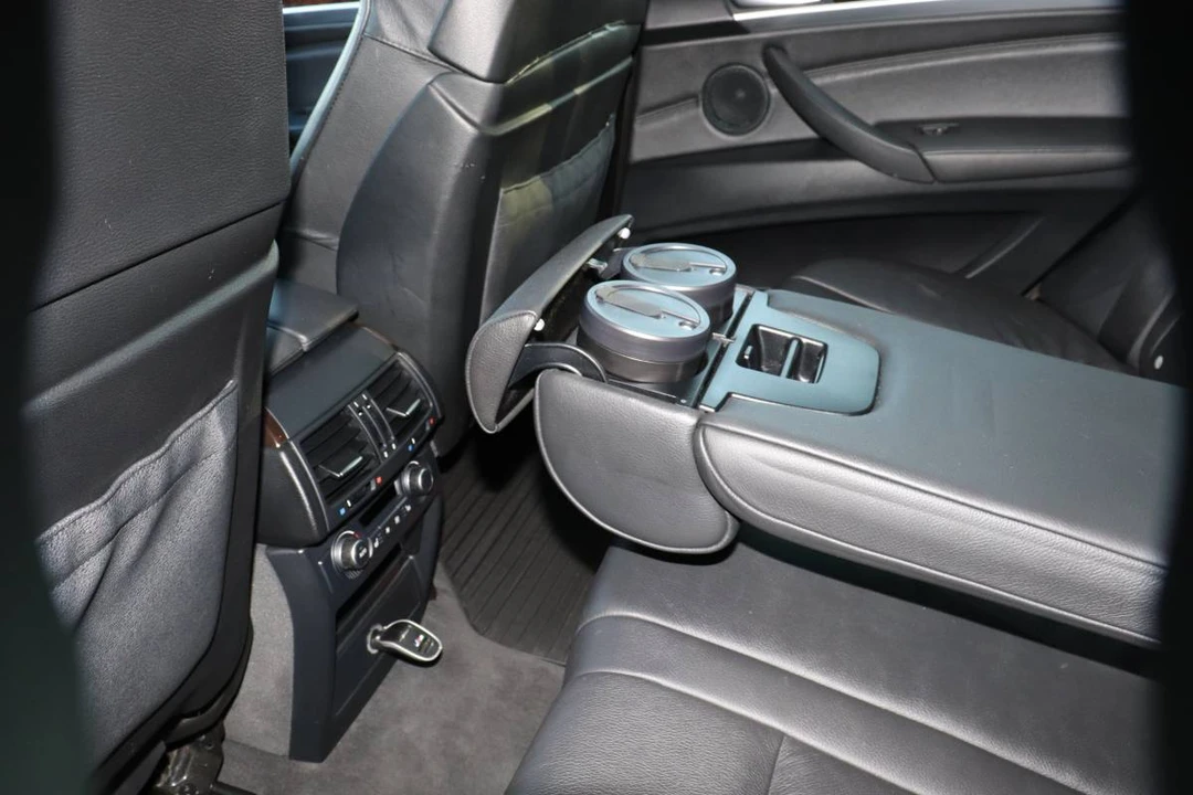 2009 BMW E70 X5 4.8i & xDrive50i - Image 9 of 17