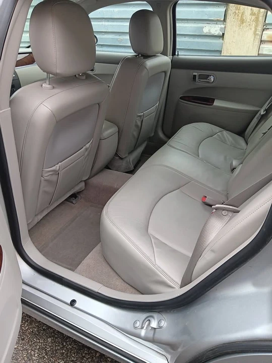 2009 Buick LaCrosse - Image 18 of 20