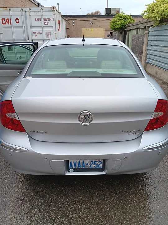 2009 Buick LaCrosse - Image 8 of 20